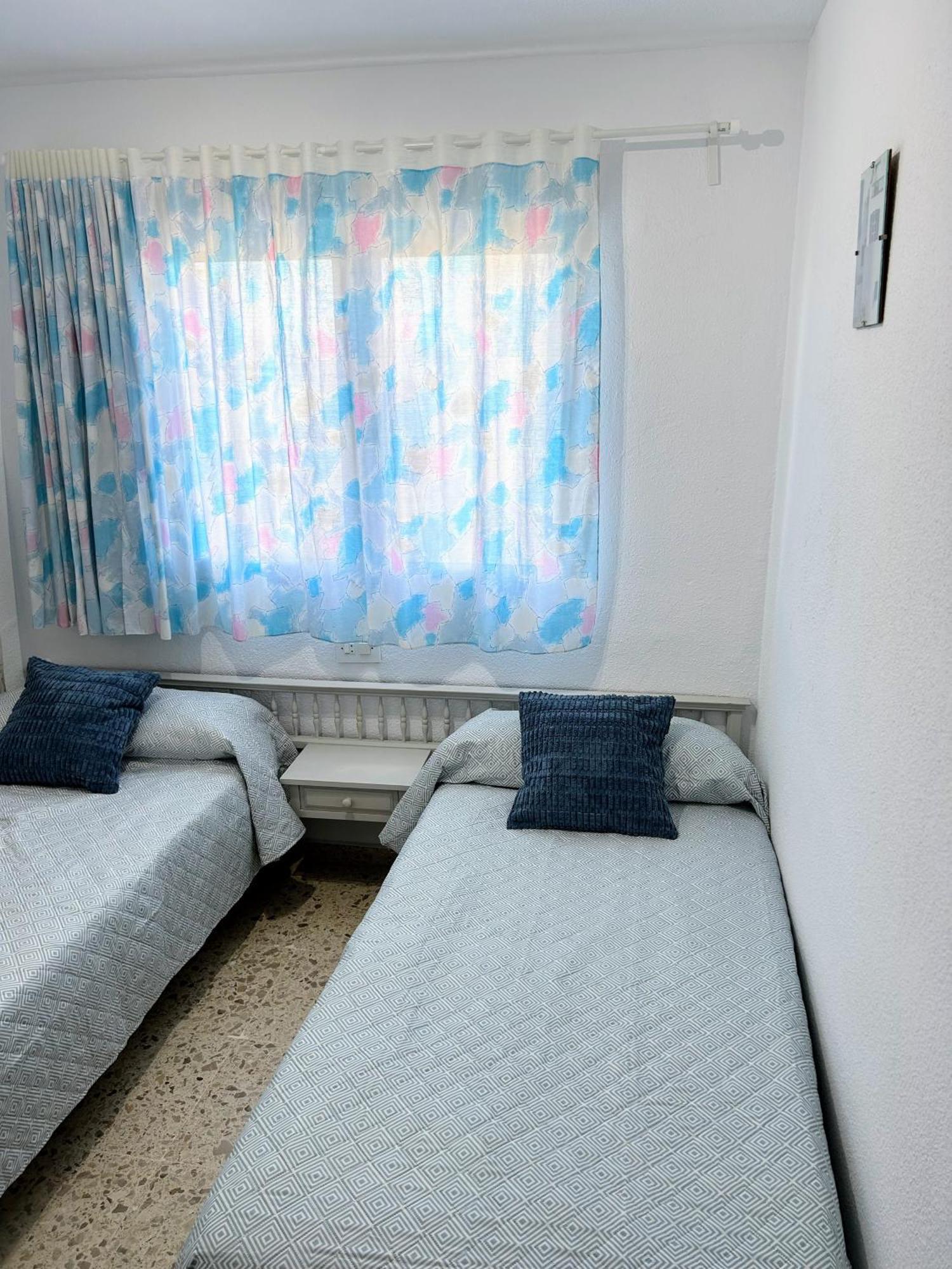 Apartamento Gandia Playa 150M Playa Con Parking Privado Y Piscina Playa de Gandia Exteriör bild